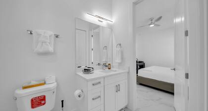 Brand New 3BR Home Near Fort Myers Airport – Private & Modern