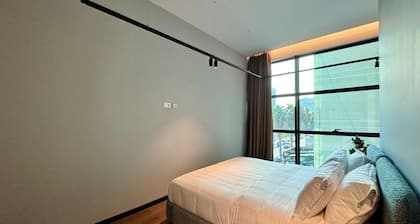 Zins Luxury Apartment 04