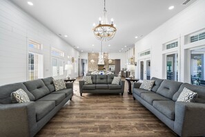 Interior - Large Lux Home,Private Pool,Spa,Backyard, 6 Bdrms, Beach,Wharf,OWA 15 Mins Away, (Foley)