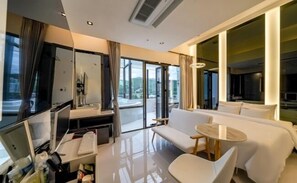 Party Room - Terrace Pool Villa - Yangsan Pyeongsan Denbastar Hotel (Yangsan)