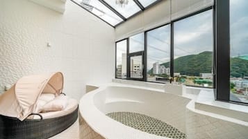 Party Room - Terrace Pool Villa | Private spa tub