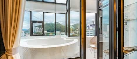 Tina de hidromasaje privada