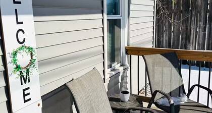 Peaceful 2-bedroom house with AC in charming McPherson