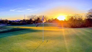 Golf - STUDIO condo in beautiful Phoenix during Waste Management Phoenix Open (Phoenix)