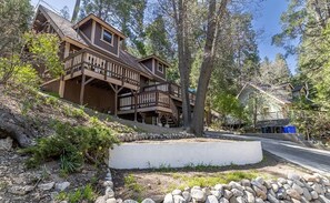 Exterior - Cozy Crestline Cabin Near Lake Gregory (Crestline)