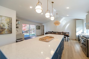 Fridge, microwave, oven, stovetop - 5-Acre Family Retreat btwn South Haven and Saugatuck (South Haven)