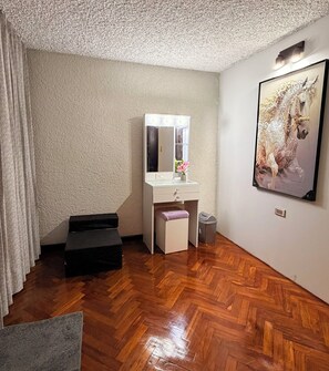 Interior - Modern and fully equipped apartment with outdoor area and small barbecue (Arequipa)
