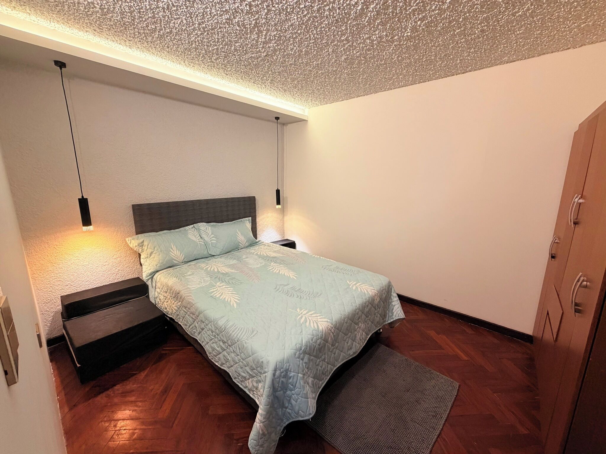 Desk, iron/ironing board, free WiFi, bed sheets