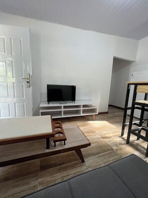 Cabin, Garden View | Living area - Cabaña en Santa Ana (Santa Ana)