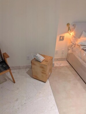 Interior - World Cup-Ready:Outdoor Kitchen, Pool, Guest House (Fort Lauderdale)