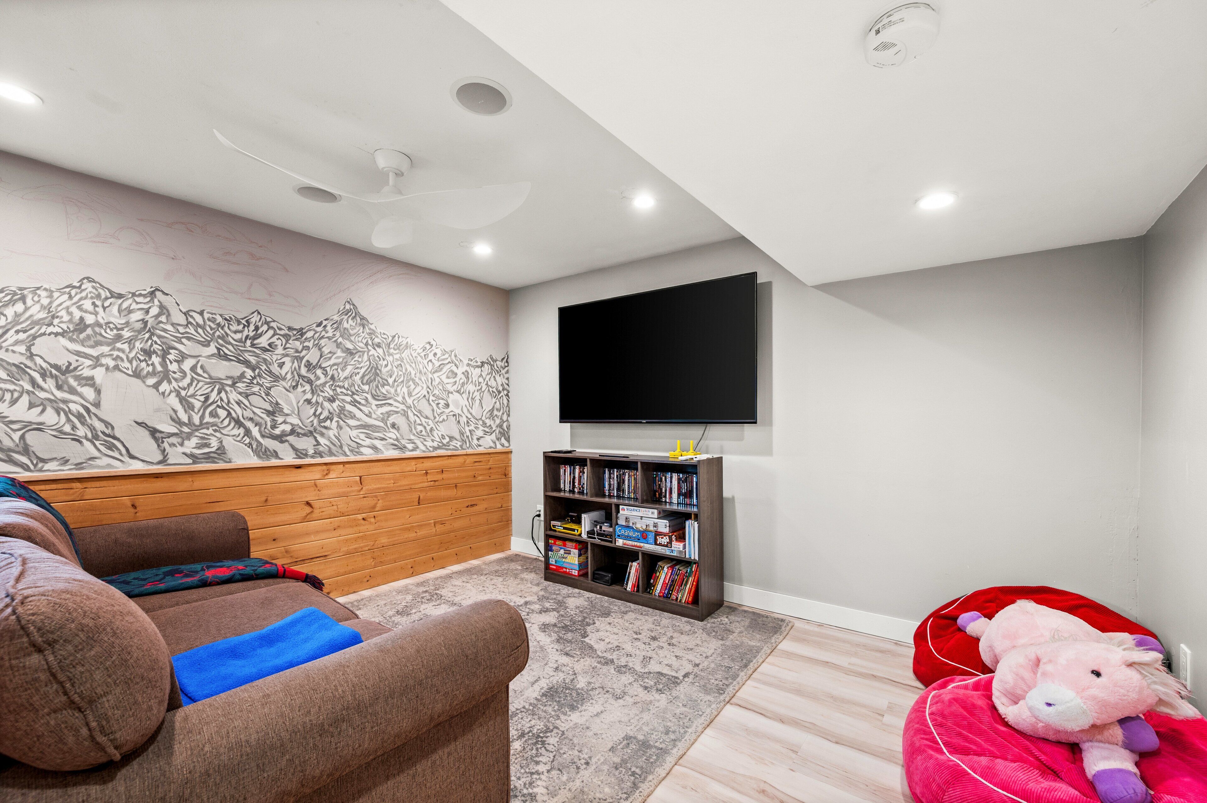 Smart TV, lareira, videogames, DVD player