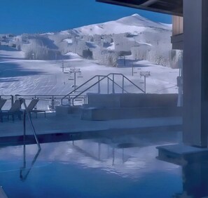 Pool - Grand Colorado Peak 8- 2 Bedroom Condo Ski in and Ski out. Resort and Spa (Breckenridge)