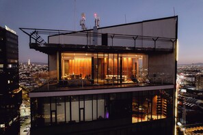Exterior - Amaneceres frente a los volcanes, piso 18. Bright space with open city views (Heroica Puebla de Zaragoza)