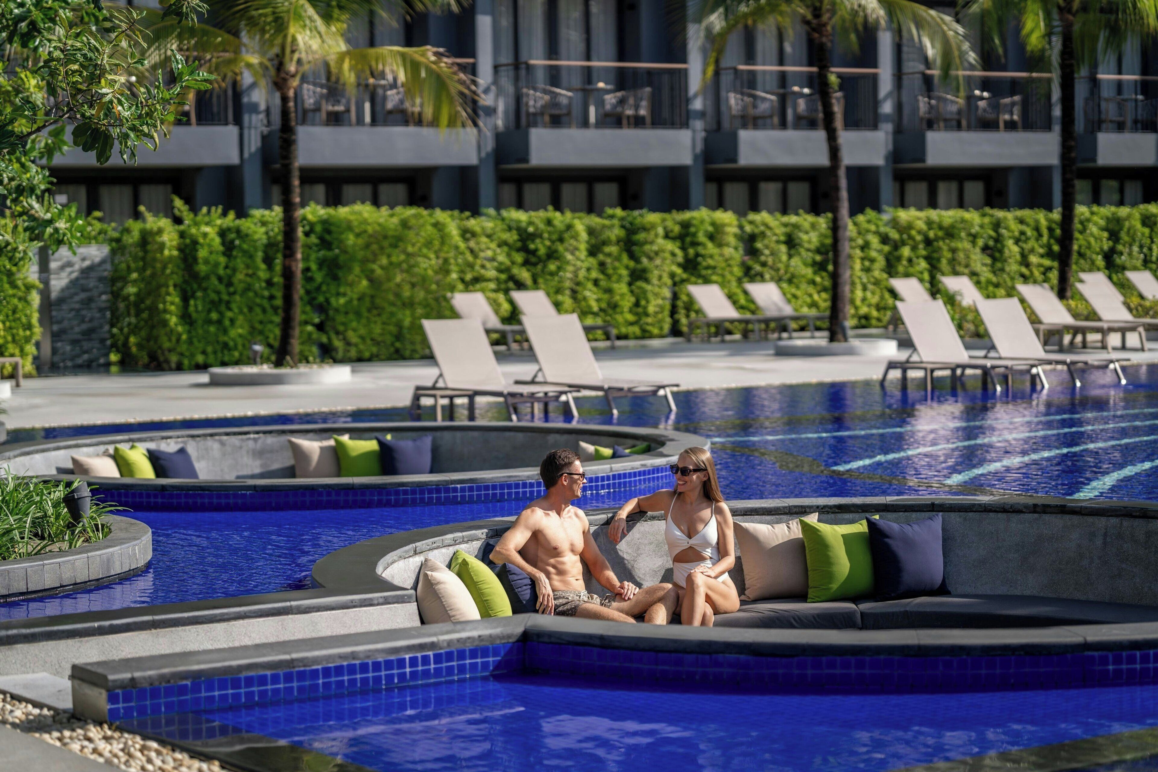 2 piscinas al aire libre