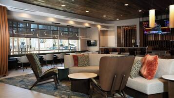 Lobby-Lounge