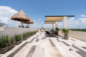 Outdoor dining - New and elegant apartment Aldea Zama 2 bedrooms (Tulum)