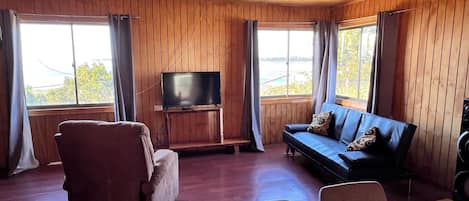 TV connectée, cheminée, chaßne hi-fi