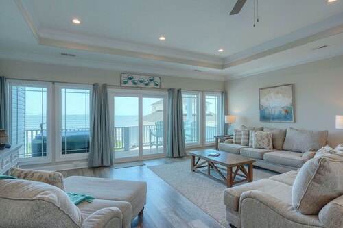 6BR Oceanview | Hot Tub | Pet Friendly | Elevator | Steps from Beach