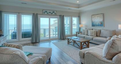 6BR Oceanview | Hot Tub | Pet Friendly | Elevator | Steps from Beach