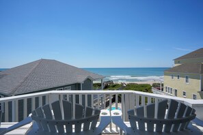 Property grounds - Modern 6BR Beach Home w/ Ocean Views, Hot Tub, Pet Friendly, Steps to Beach (North Topsail Beach)