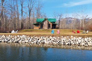 Exterior - Prime Bitterroot River frontage (Florence)