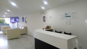Lobby - Hotel Tropea (Mar del Plata)