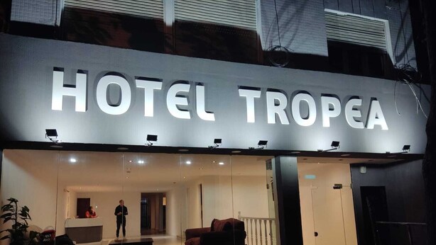 Exterior detail - Hotel Tropea (Mar del Plata)