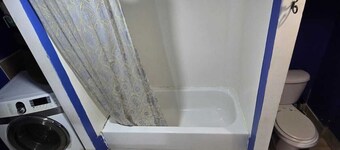 Comfortable & Relaxing Private Apartment in Laval, Minutes from Everything