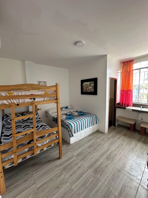 Superior Quadruple Room, Beach View - Hotel Cali Montañita beach  (Montañita)