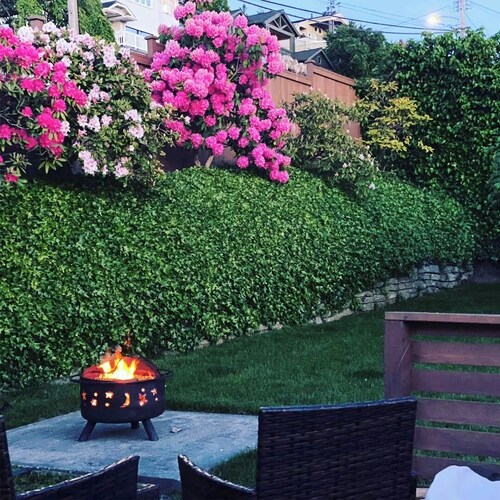 Garden Retreat • Deck Dining + Fire Pit