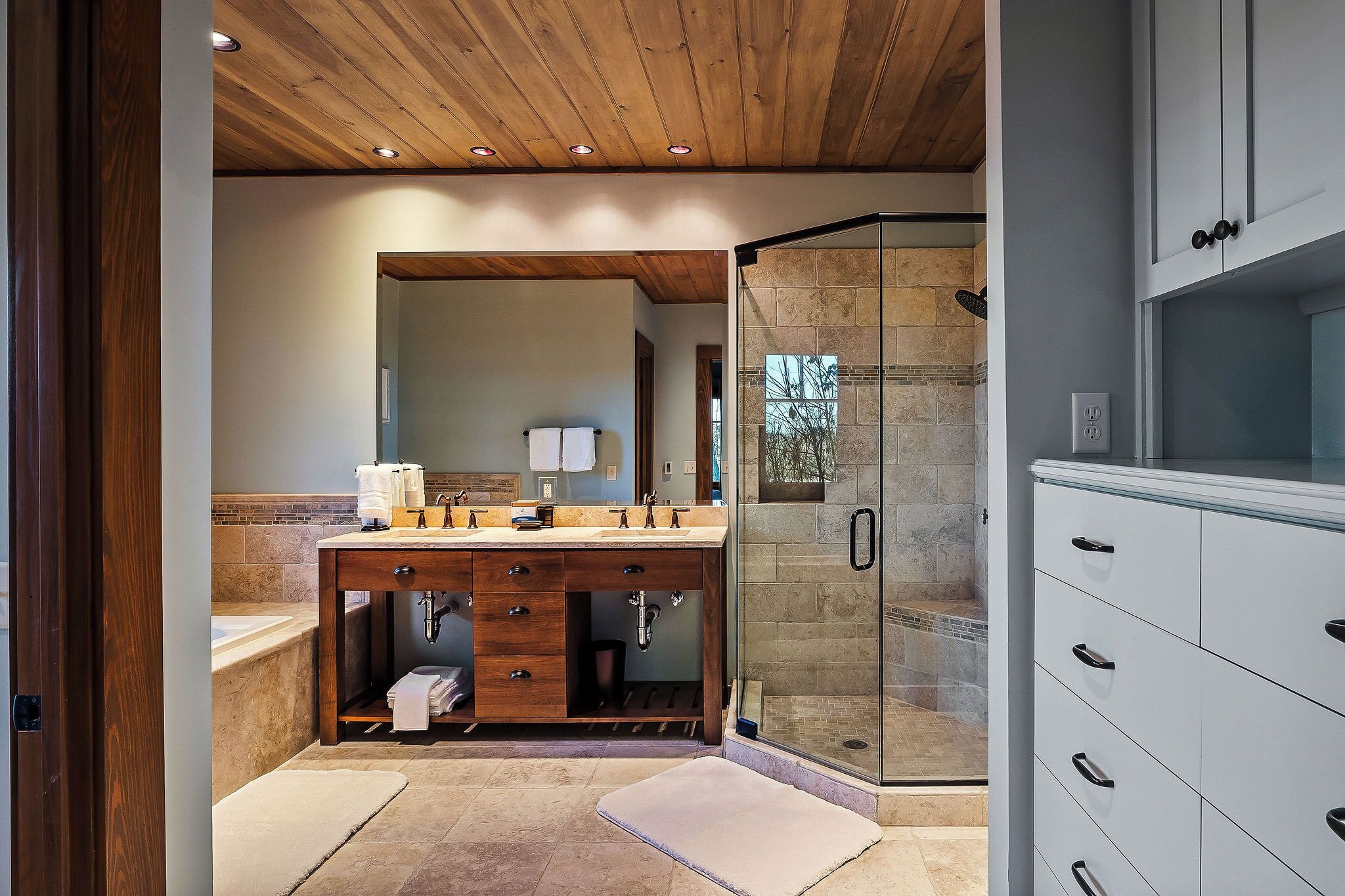Shower, towels