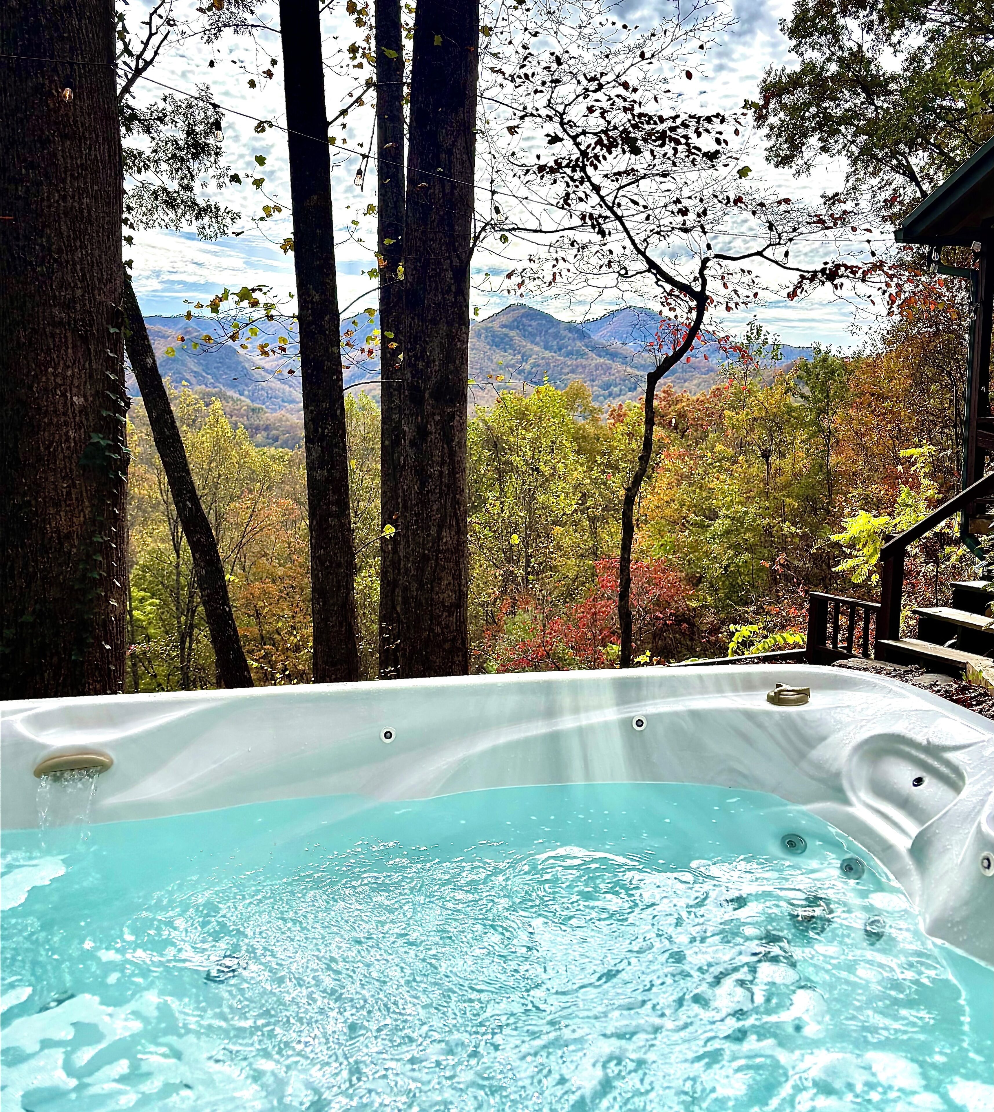 Tina de hidromasaje al aire libre