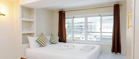 Deluxe Room | Free WiFi, bed sheets