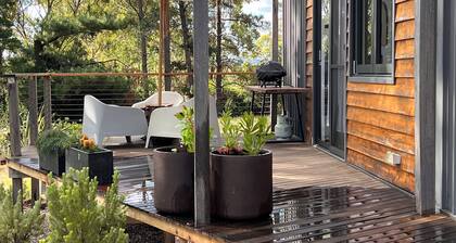 A perfect Nature Stay in a gorgeous pet friendly tiny house