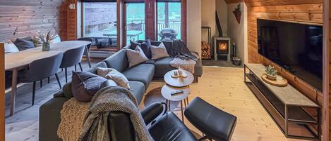 TV connectée, cheminée