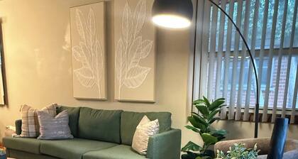 Modern 3-bedroom house in tranquil North Chicago near Great Lakes Navy Base