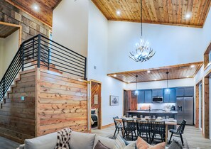 Interior - Riverside Retreat, Riverfront, Broken Bow, Sleeps 14 (Broken Bow)