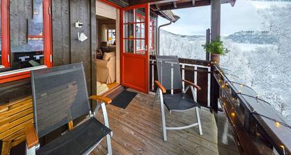 Amazing apartment in Edland with house sea view