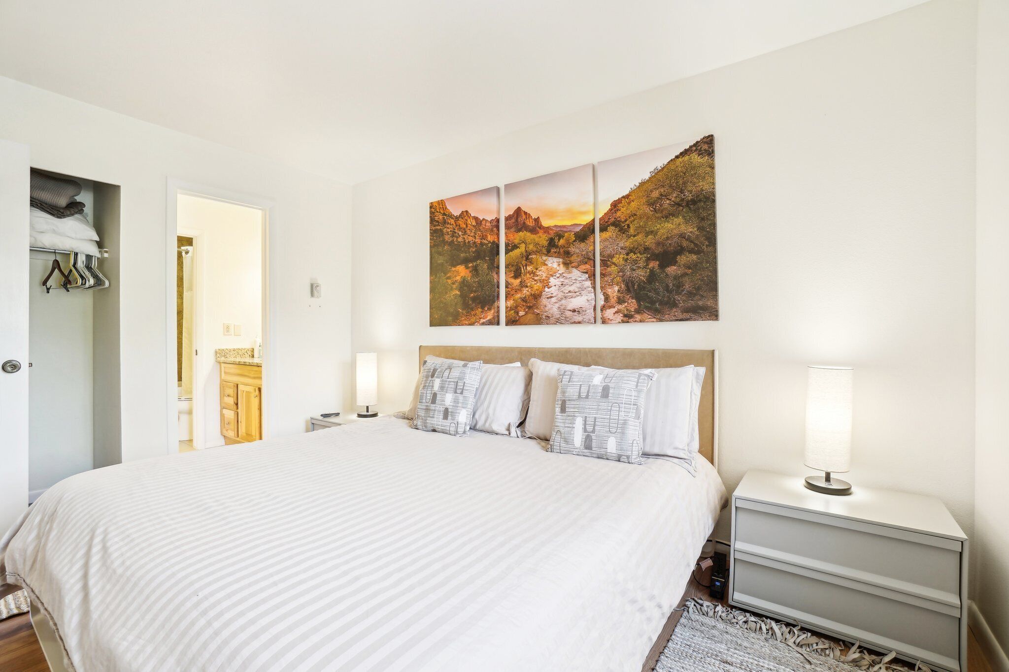 Iron/ironing board, travel crib, free WiFi, bed sheets