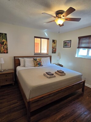 Unclassified image, 5 of 31, button - Palms 1 - 2bdrm 2miles to Dania/Hollywood Beaches (Dania Beach)