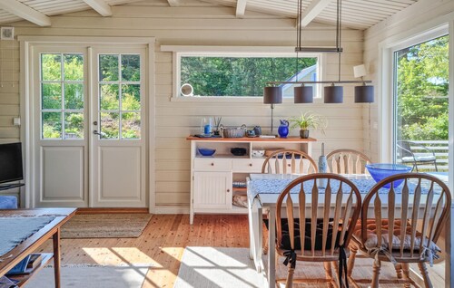 2 bedroom cozy home in Brekkestø