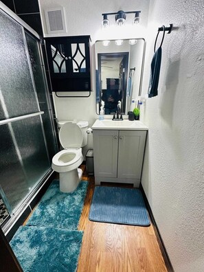 Handdoeken, zeep, shampoo, toiletpapier