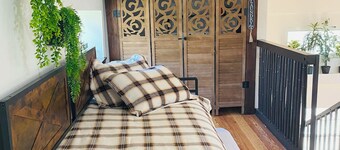 Cozy two story cabin retreat surrounded by nature