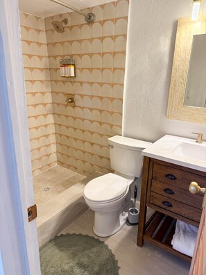 Hair dryer - Flamingo House • COVE • walkable (Cruz Bay)