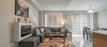 Bright & Spacious 3BR, 2.5 Bath Home in Caledon