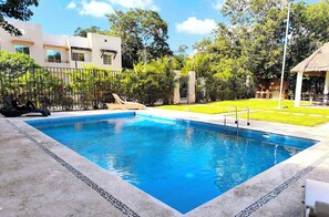 Pool - House in Ciudad Mayakoba : 7 guests : Playa del Carmen : Shared swimming pool (playa del carmen)