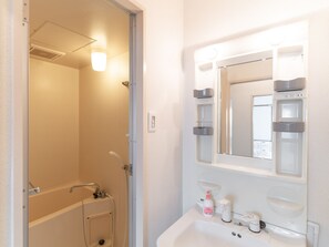 Family Apartment | Bathroom - mansion castle (Osaka)