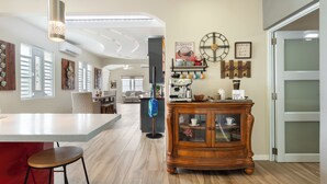 Dining - Private Paradise: Pool, Heated Jacuzzi, Outdoor Kitchen, AC, Sport Court & Solar (Guerrero)