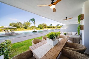 Outdoor dining - Aqua Luxe Opulence Vista Piscina & Golf · by Sun5 (Bavaro)