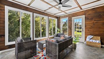 Smart TV, fireplace, video games